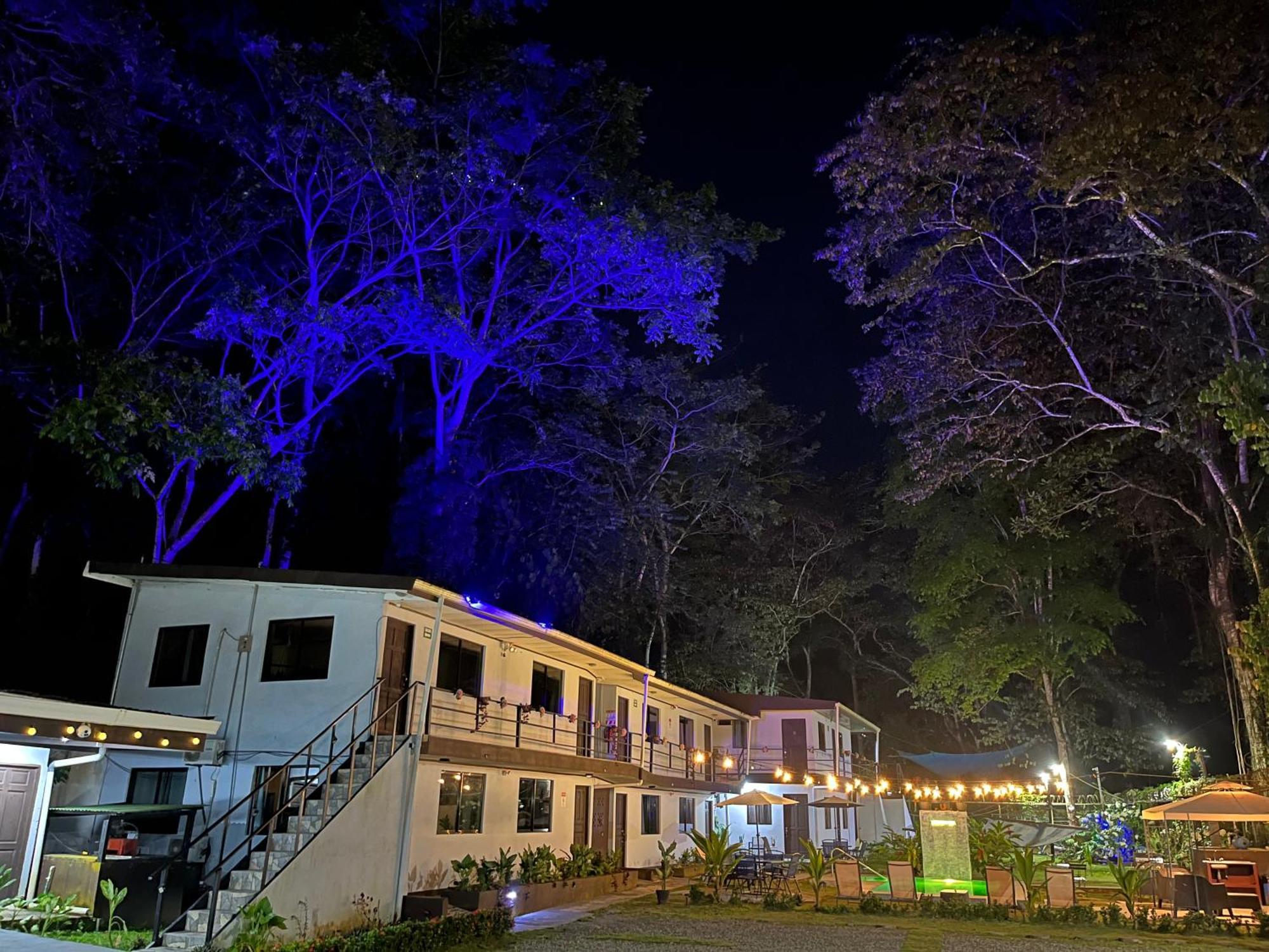 Hotel Azul Coral Cahuita Exterior foto